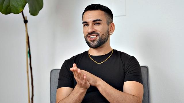 Gorgeous hung ethnic solo playing with his big shaft