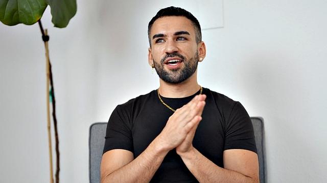 Gorgeous hung ethnic solo playing with his big shaft