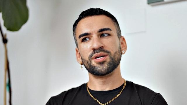 Gorgeous hung ethnic solo playing with his big shaft