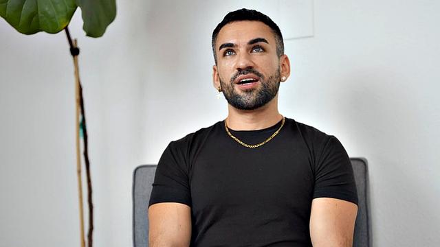 Gorgeous hung ethnic solo playing with his big shaft