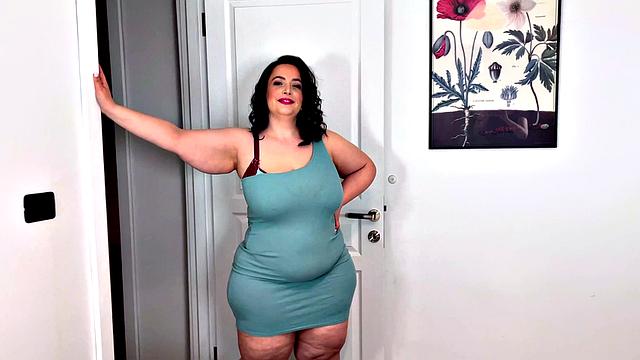 Mia Sweetheart Cums Over