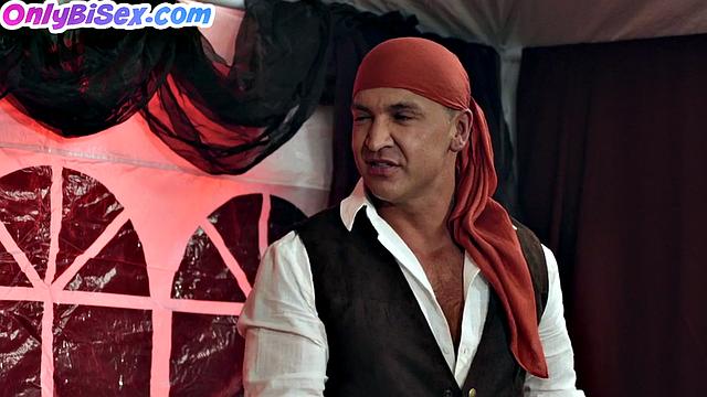 Stunning bisex taking 2 cocks