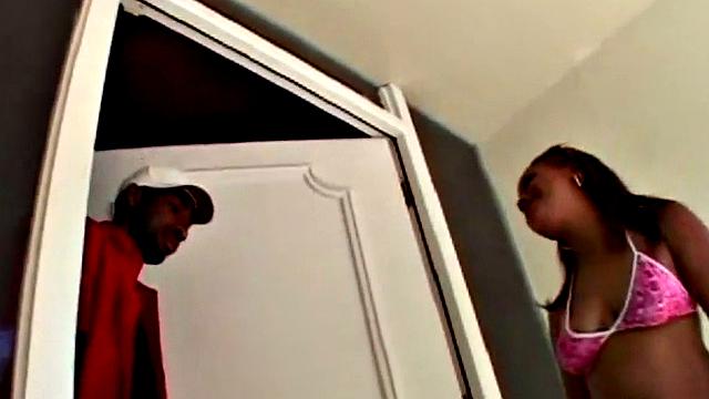 Carwashing ebony teen bounces her pussy on dick