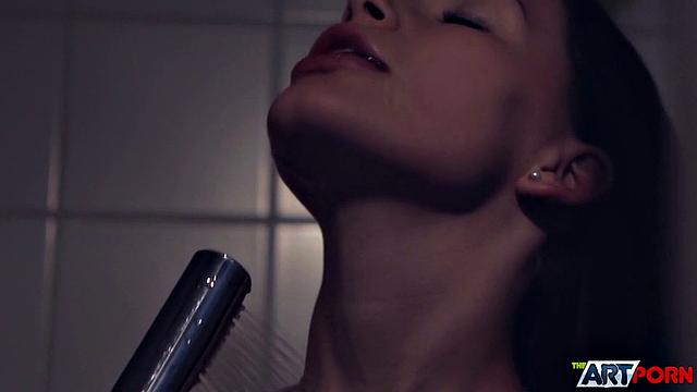 Hot chick in HD glam porn vid