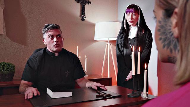 Special anal nun gets nailed in office by priest