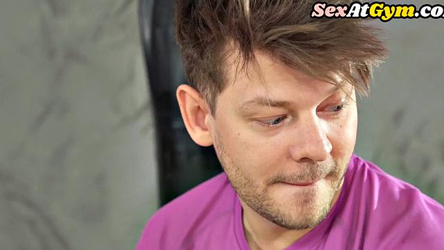 Athletic babes get pussydrilled in passionate gym orgy