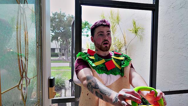 Curvy Latina rides and sucks cock in kinky couple with lingerie on and kissing