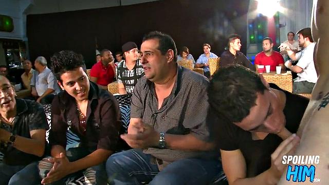 Real nasty stripper gets blowjob at party