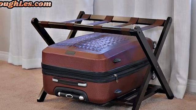 обворожительная ebony крутит страстную milf лицом вниз и заводит игрушками перед сочным триббингом