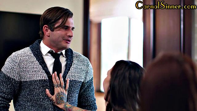 Lucky guy pussybanging horny 4some