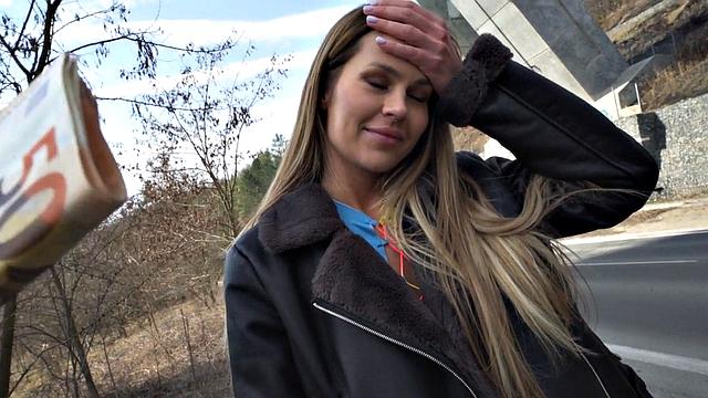 Amateur bae enjoys riding cock roughly