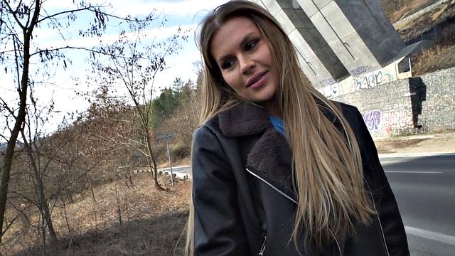 Amateur bae enjoys riding cock roughly