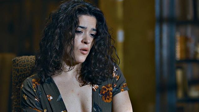 Cocksucking babe in stockings bounces on hard cock