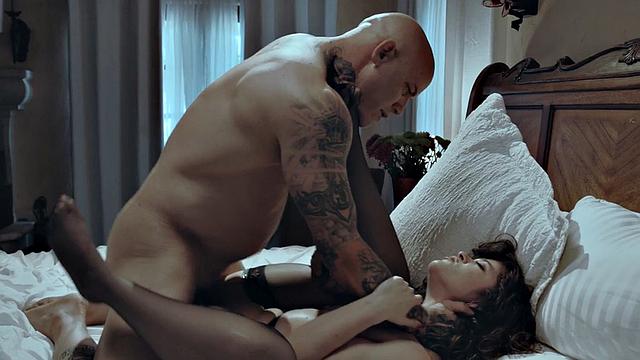 Cocksucking babe in stockings bounces on hard cock