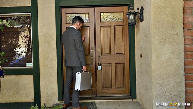 Sucking The Salesman