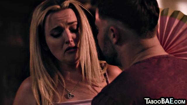 Cockhungry babes get pussyfucked in 3some