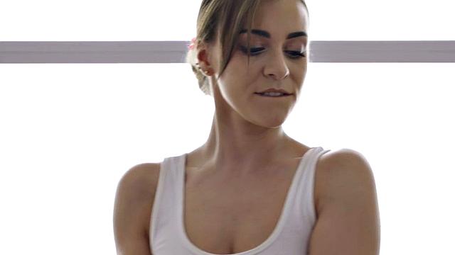 Lesbian masseuse passionately rubs big natural tits