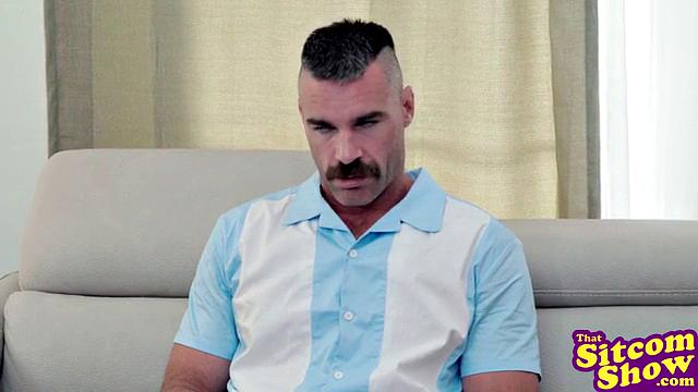 Two Men And An XXX Show - I'm Not Touching Anything - S4:E6