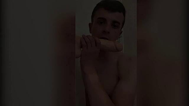 Afternoon Fun with Felix - Felix Hanan
