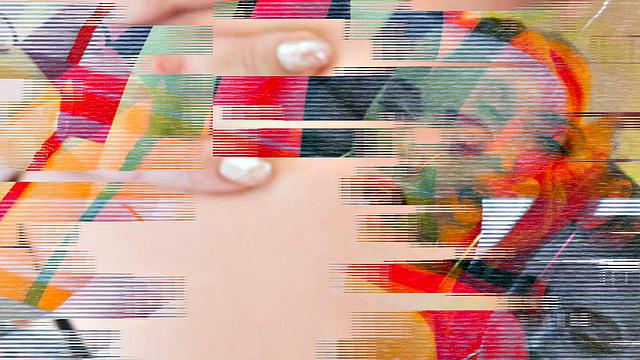 смотри, как мэдисон морган ласкает свою киску и демонстрирует формы