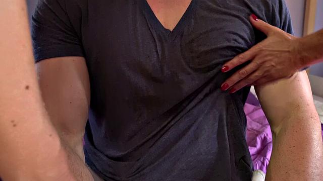 Blonde bombshell with big tits gives a steamy threesome in the bedroom