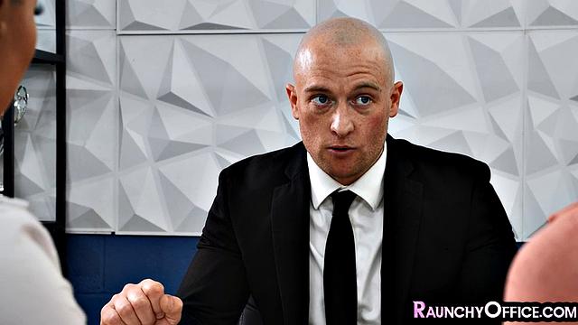 horny big-titted blonde gets pussy-fucked