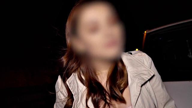 Fooled auburn spreads pussy for fake priest