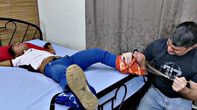 Bound Asian twink blown and braebacked by man