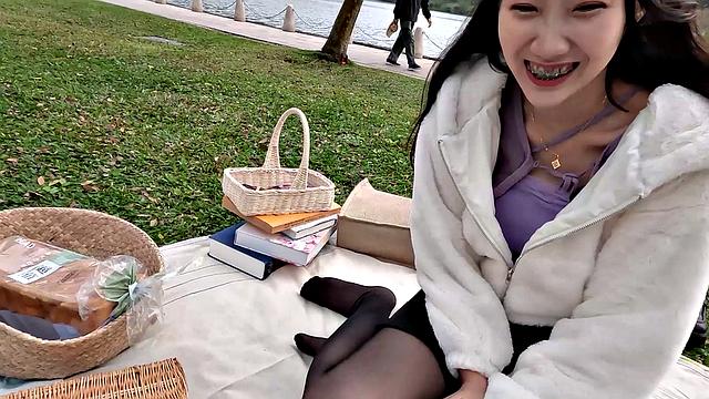 POV Date With Goddess Li Er
