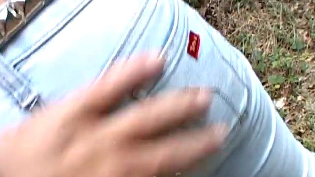 Babe pees outdoors before getting fingered then showers