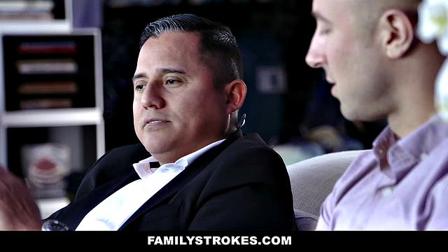 брук картер снимает домашнее порно с отчимом братом