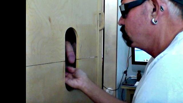 Gloryhole Thick Dick Sucking Drainage