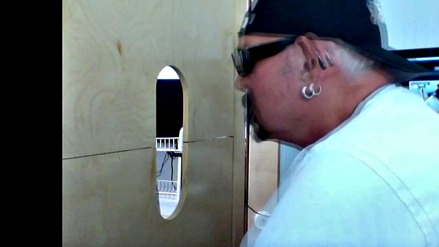 Gloryhole Thick Dick Sucking Drainage