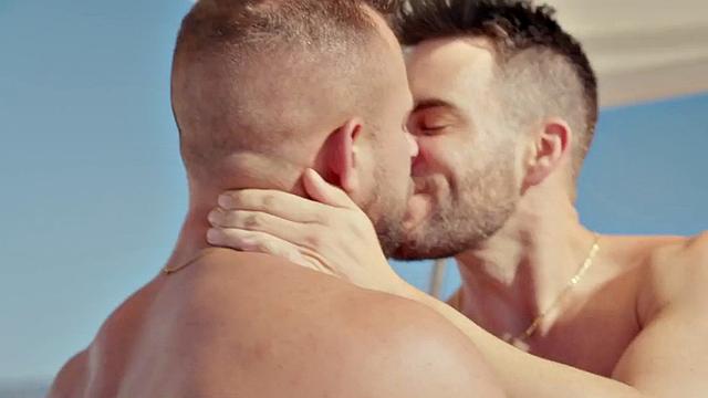 Cumswapping jocks fuck each other in anal orgy