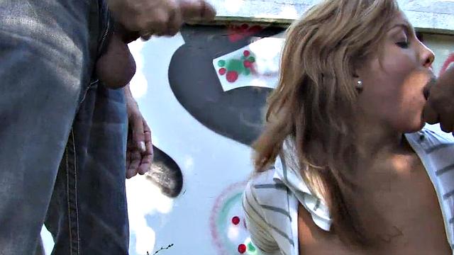 IR public slut 3some outdoor mouth and pussy