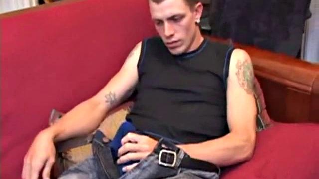 Amateur Shane Stroking Meat