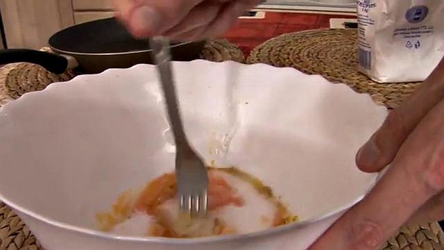 Kitchen femdoms pegging guy in amateur 3some with strapon