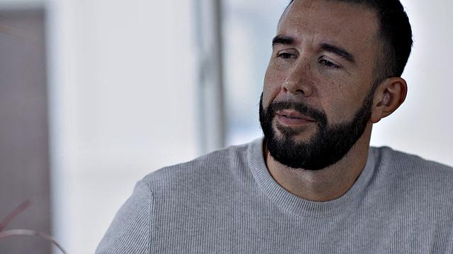 Cheating inked babe riding and gagging on lover's cock