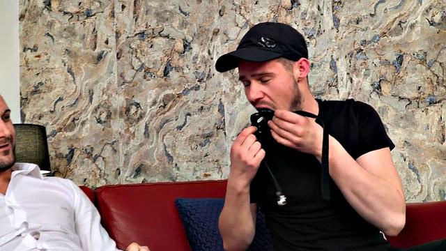 Gay stud enjoys fucking BFF in ass after blowing