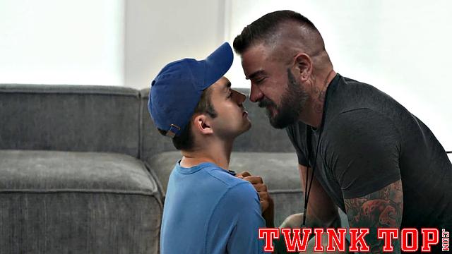 MARCUS RIVERS Chapter 2 - Training