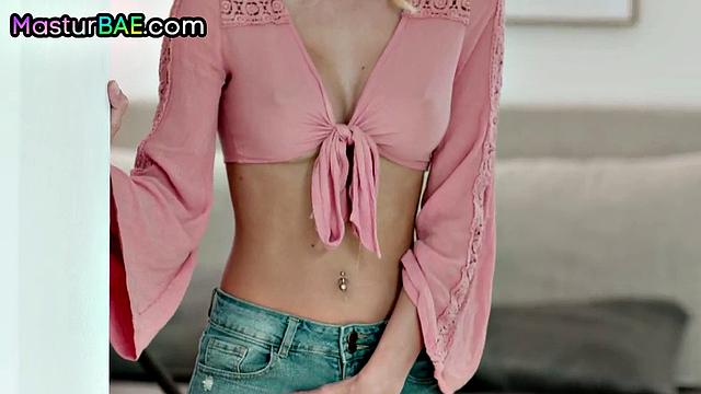 Blonde babe gets cuntpounded