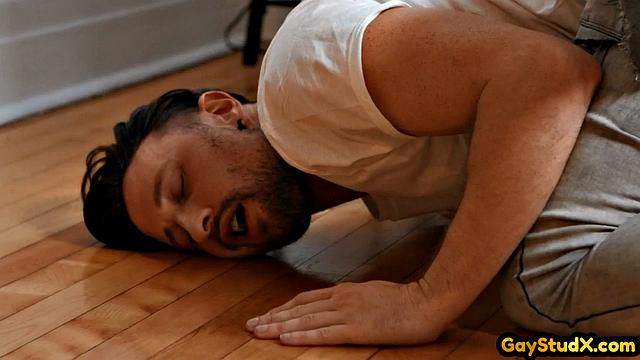 Tattooed stud analfucking his horny lover