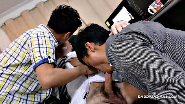 Daddy Fucks Office Boys