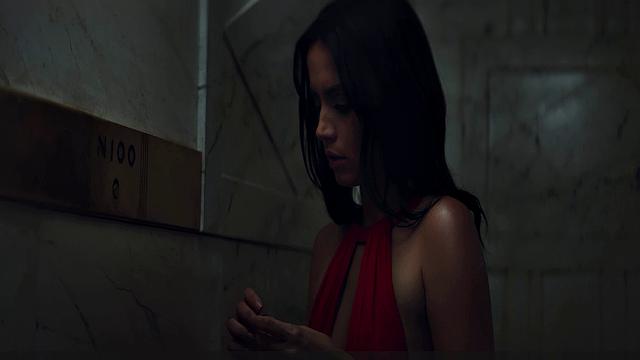 Ana De Armas in erotic scenes