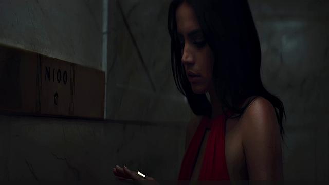 Ana De Armas in erotic scenes