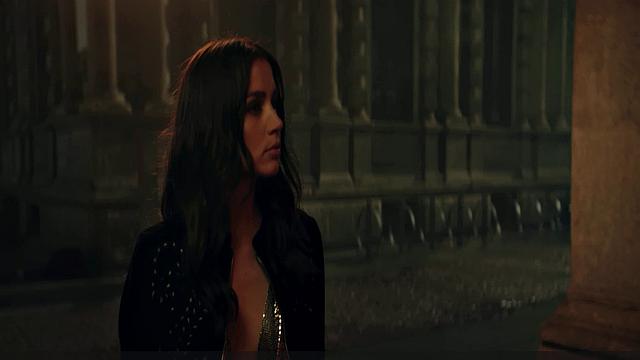 Ana De Armas in erotic scenes