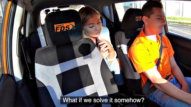 Cocksucking learner got pussysmashed in backseat