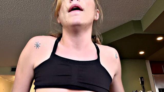 Athletic Babe has Anal Sex