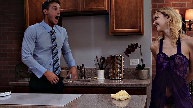 Sinful stepdaughter fucked by stepdaddy after deepthroat