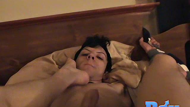 Трейс связывает Уильяма - Трейс и Уильям